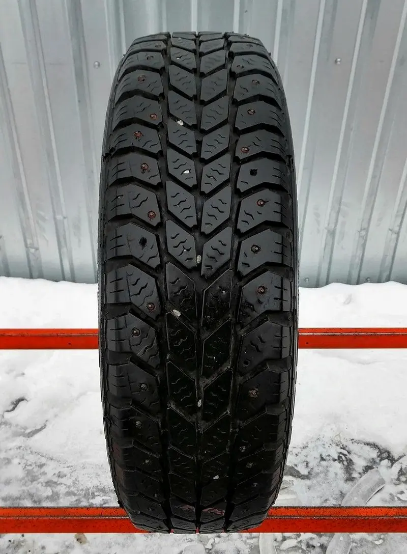 Б/у шина 195/75 R16C Goodyear Cargo Ultra Grip