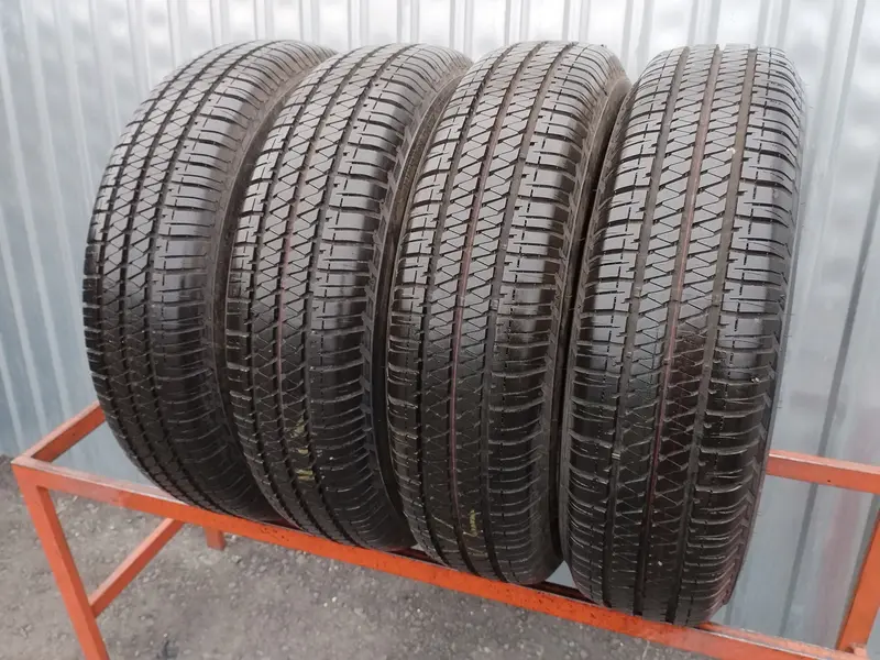 Комплект б/у шин 195/80 R15 Bridgestone Dueler H/T 684