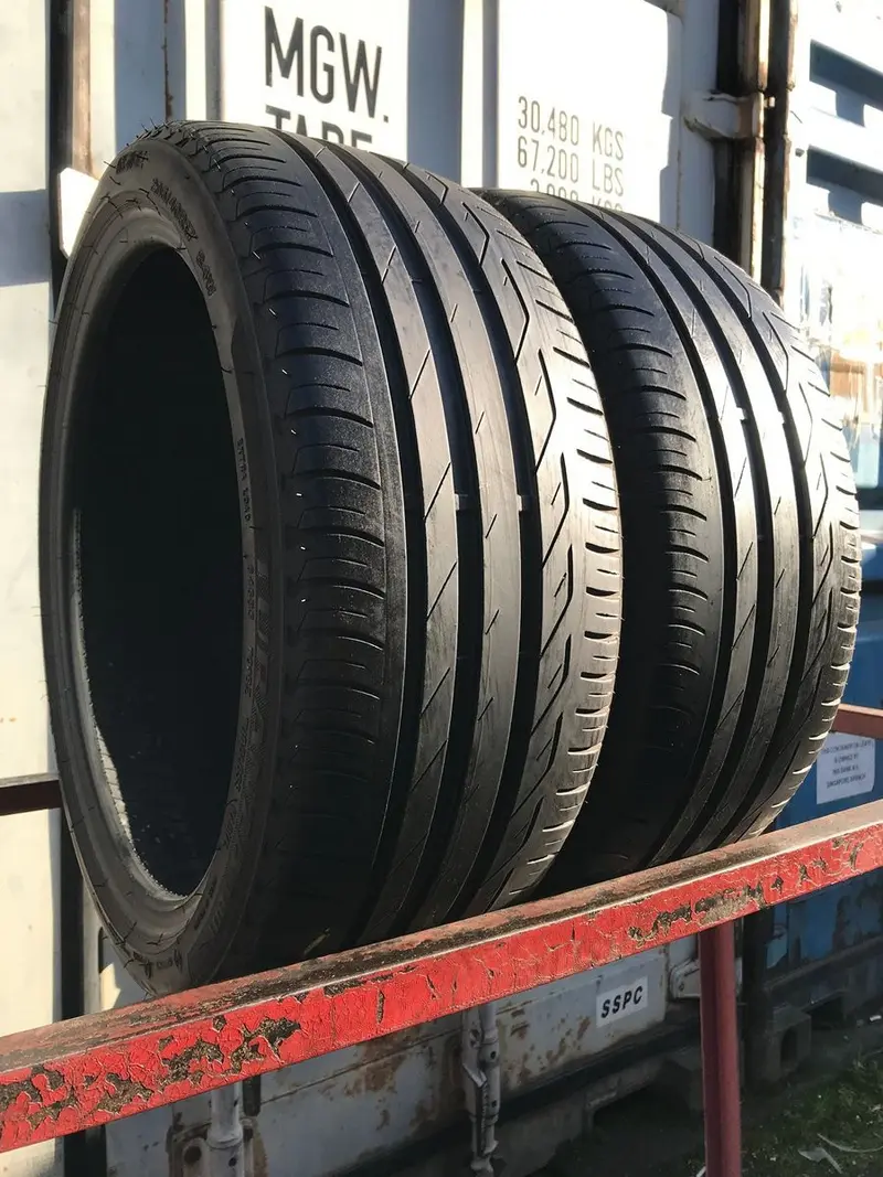 Пара б/у шин 205/40 R17 Bridgestone Turanza T001