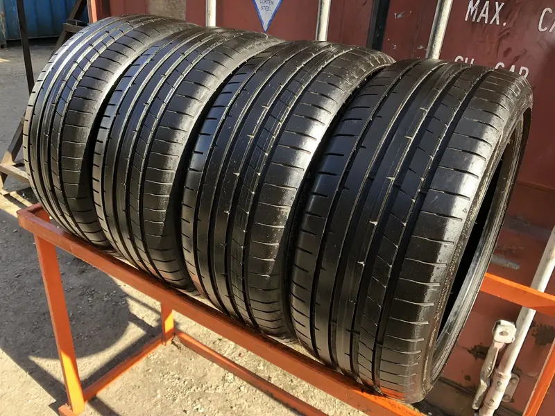 Комплект б/у шин 205/40 R17 Dunlop SP Sport Maxx RT 2