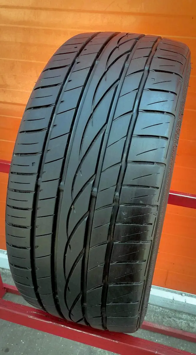 Б/у шина 205/40 R17 Falken Ziex ZE-912