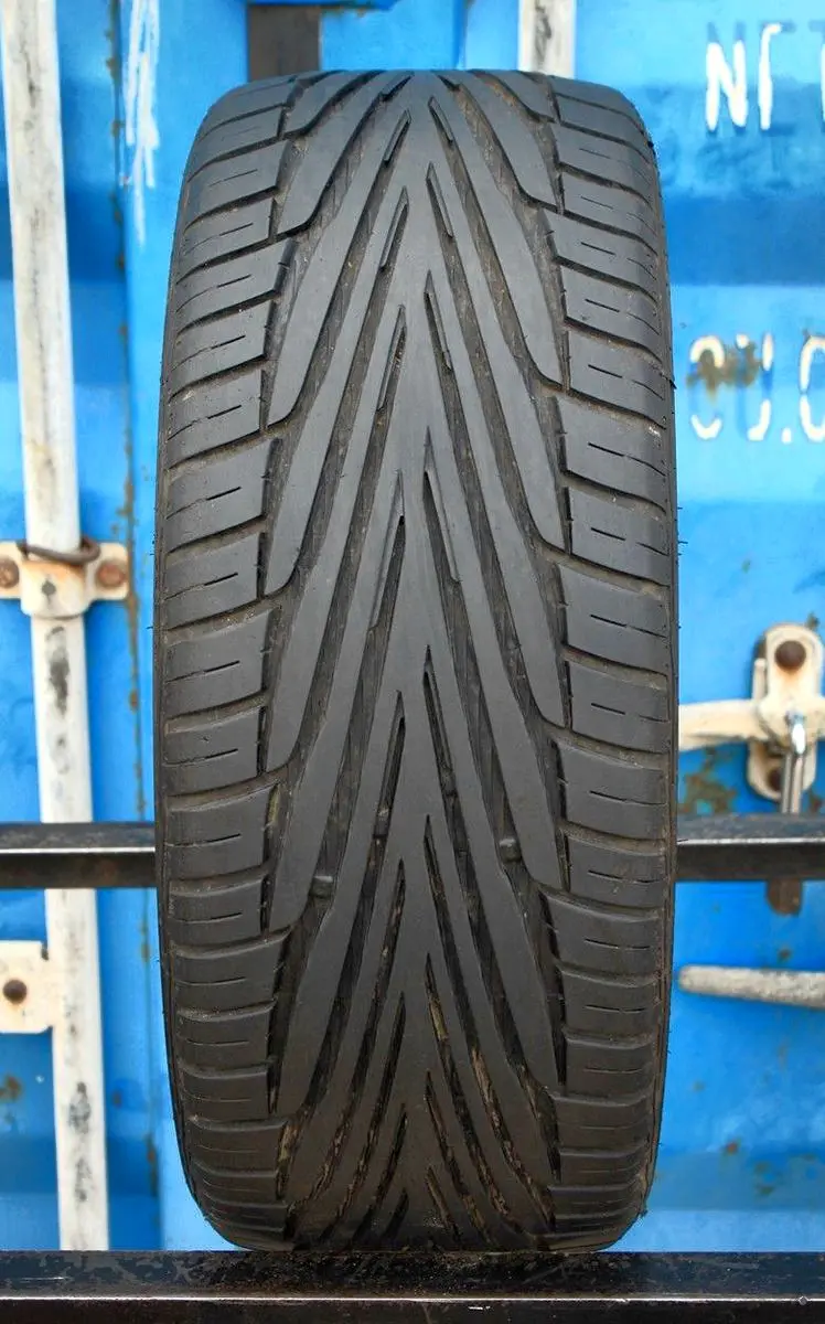 Б/у шина 205/40 R17 Uniroyal Rain Sport 2