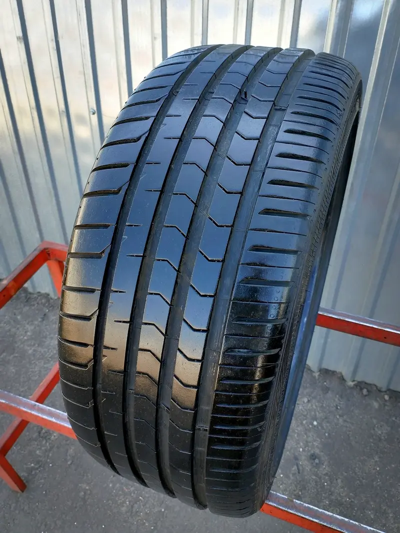 Б/у шина 205/40 R17 Vredestein Ultrac Satin