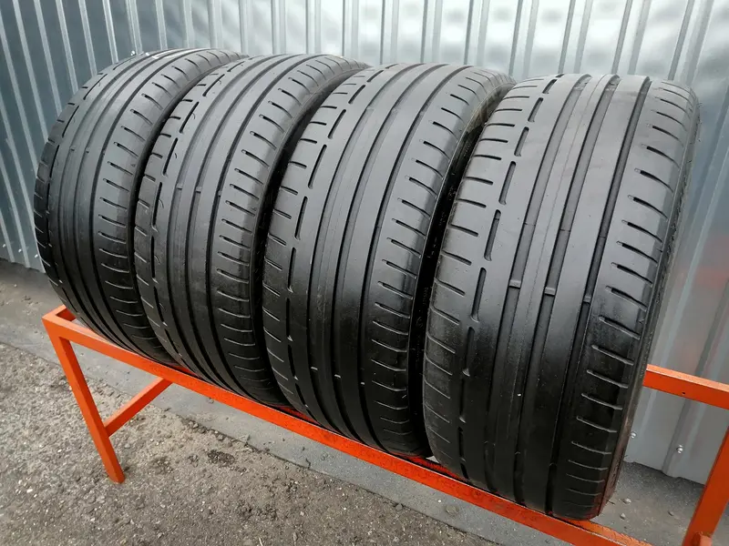 Комплект б/у шин 205/40 R18 Dunlop SP Sport Maxx RT