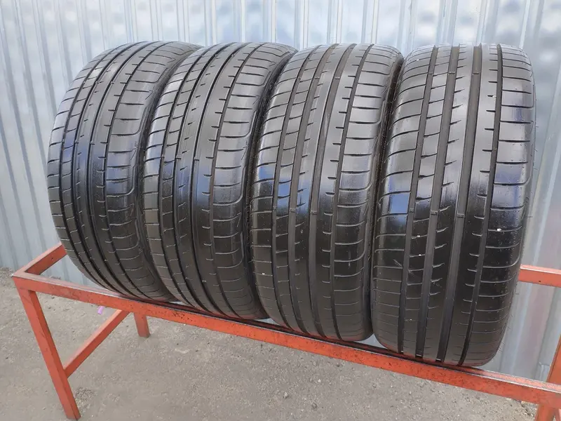 Комплект б/у шин 205/40 R18 Goodyear Eagle F1 Asymmetric 3 RunFlat