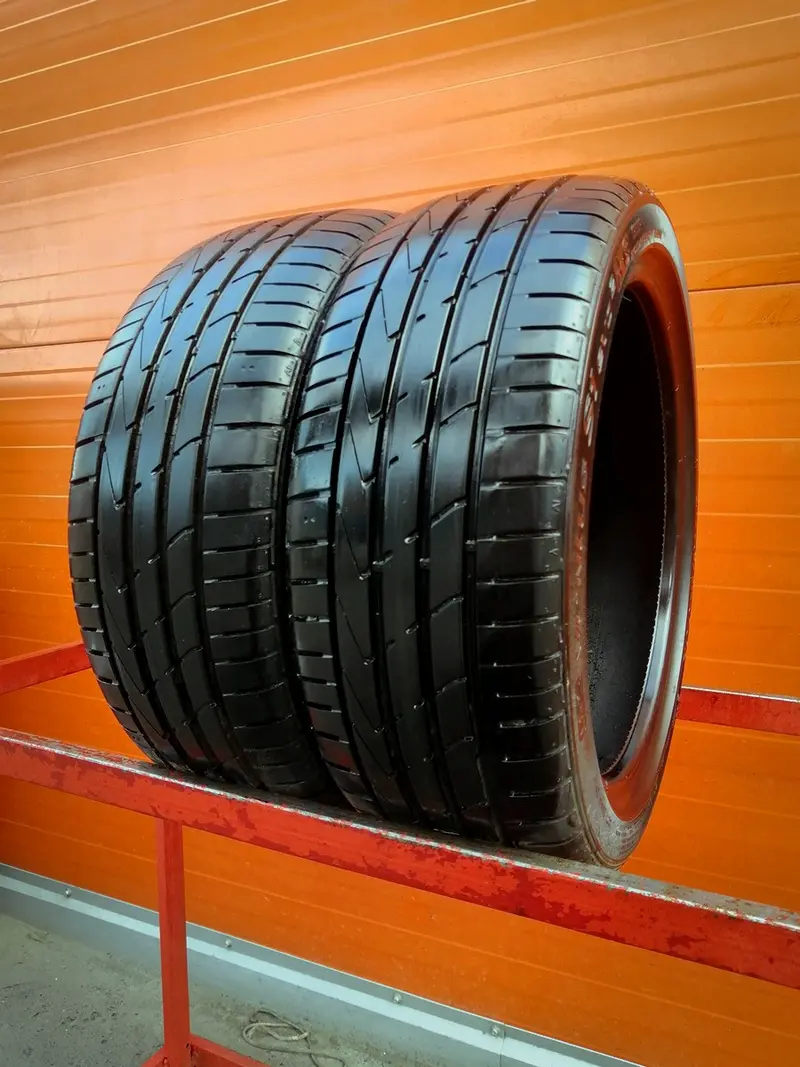 Пара б/у шин 205/45 R17 Hankook Ventus S1evo 2 K117 Run Flat