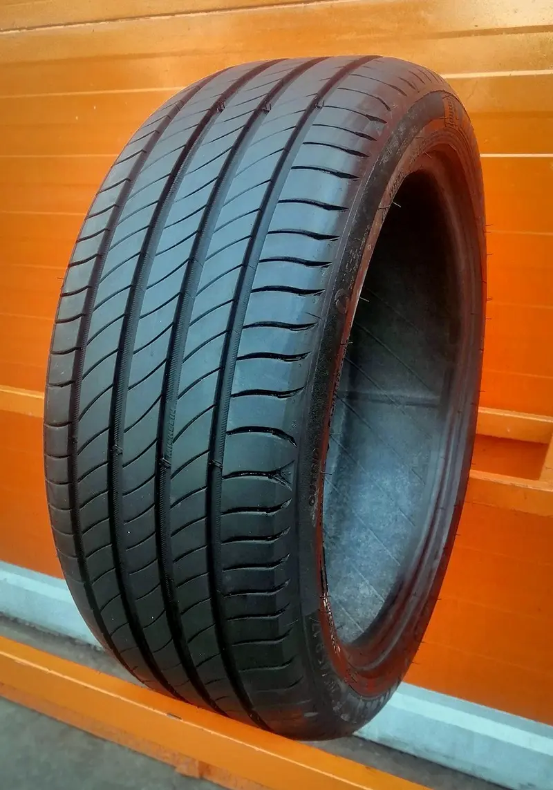 Б/у шина 205/45 R17 Michelin Primacy 4
