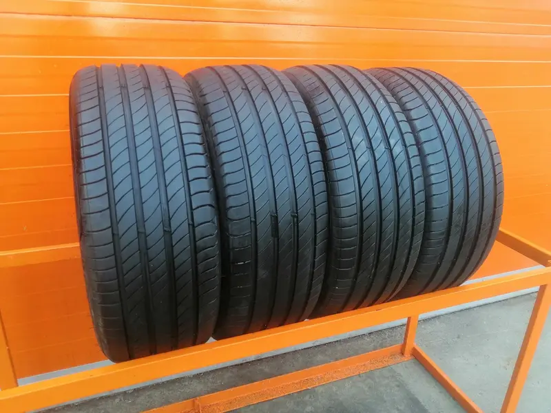 Комплект б/у шин 205/45 R17 Michelin Primacy 4