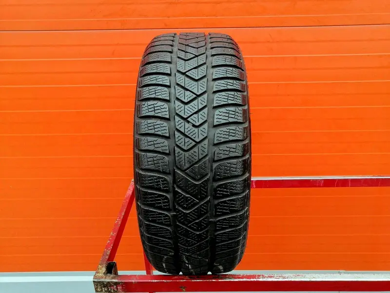 Б/у шина 205/45 R17 Pirelli Winter Sottozero 3 RunFlat
