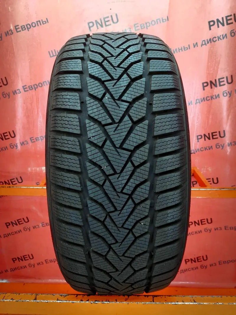 Б/у шина 205/45 R17 Uniroyal WinterExpert