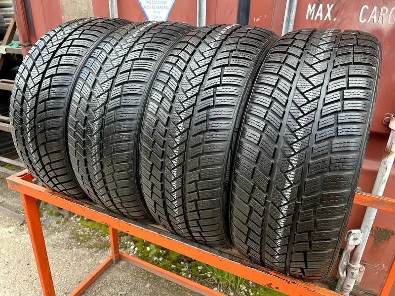 Комплект б/у шин 205/45 R17 Vredestein Wintrac Pro, фото 1