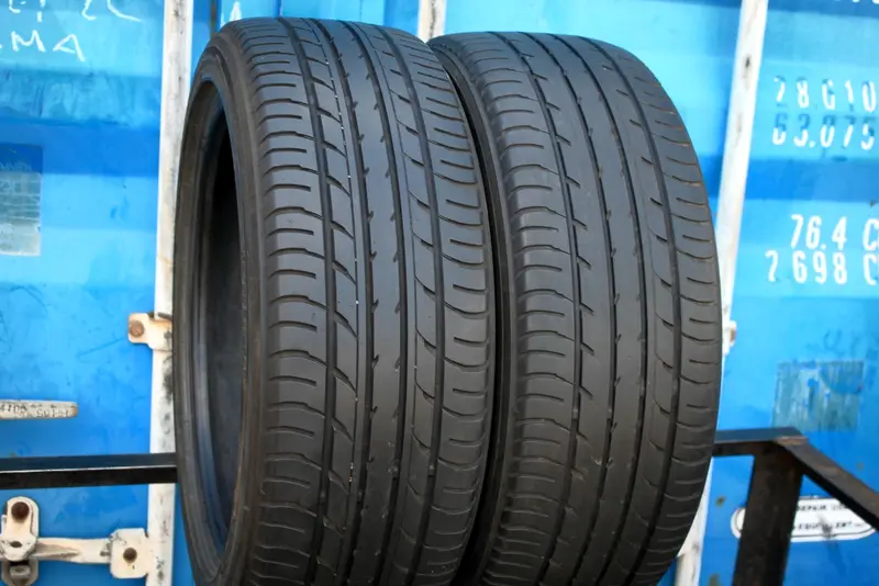 Пара б/у шин 205/45 R17 Yokohama DB decibel E70D