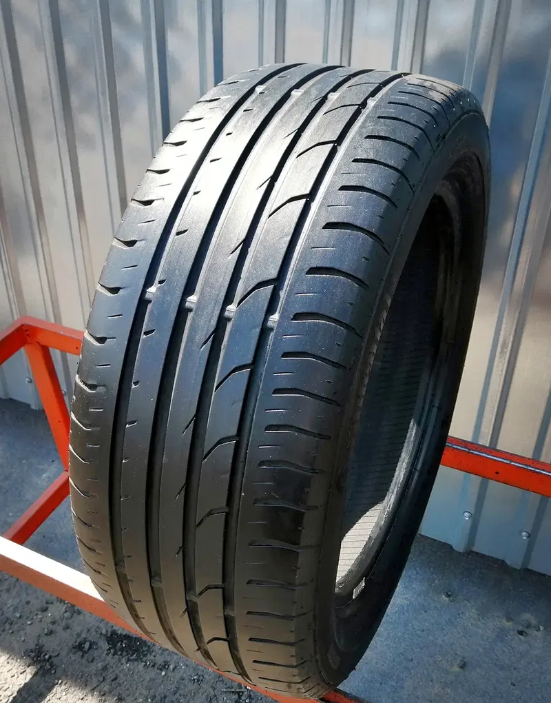 Б/у шина 205/50 R15 Continental ContiPremiumContact 2