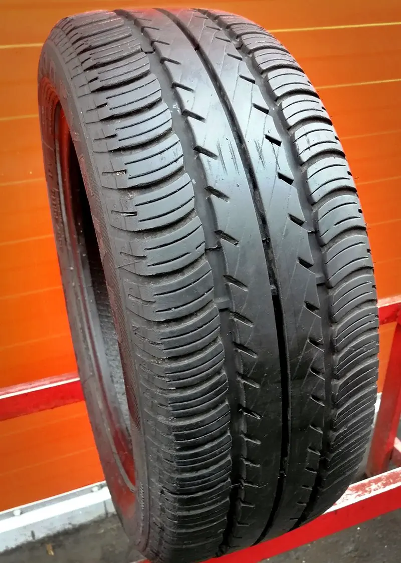 Б/у шина 205/50 R16 Goodyear Eagle NCT5