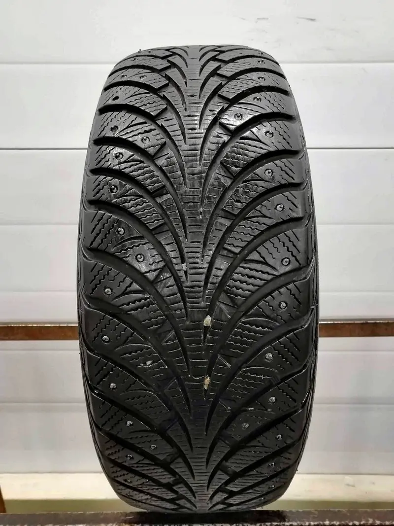 Б/у шина 205/50 R16 Goodyear Ultra Grip Extreme