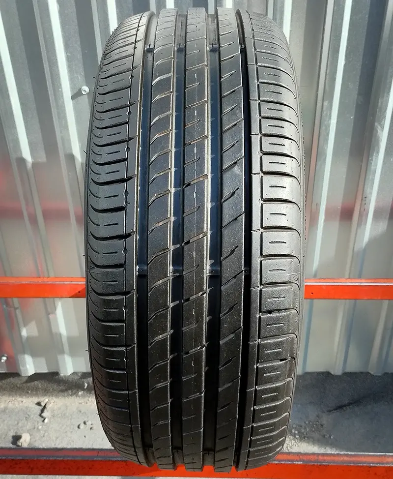 Б/у шина 205/50 R16 Nexen Nfera SU1