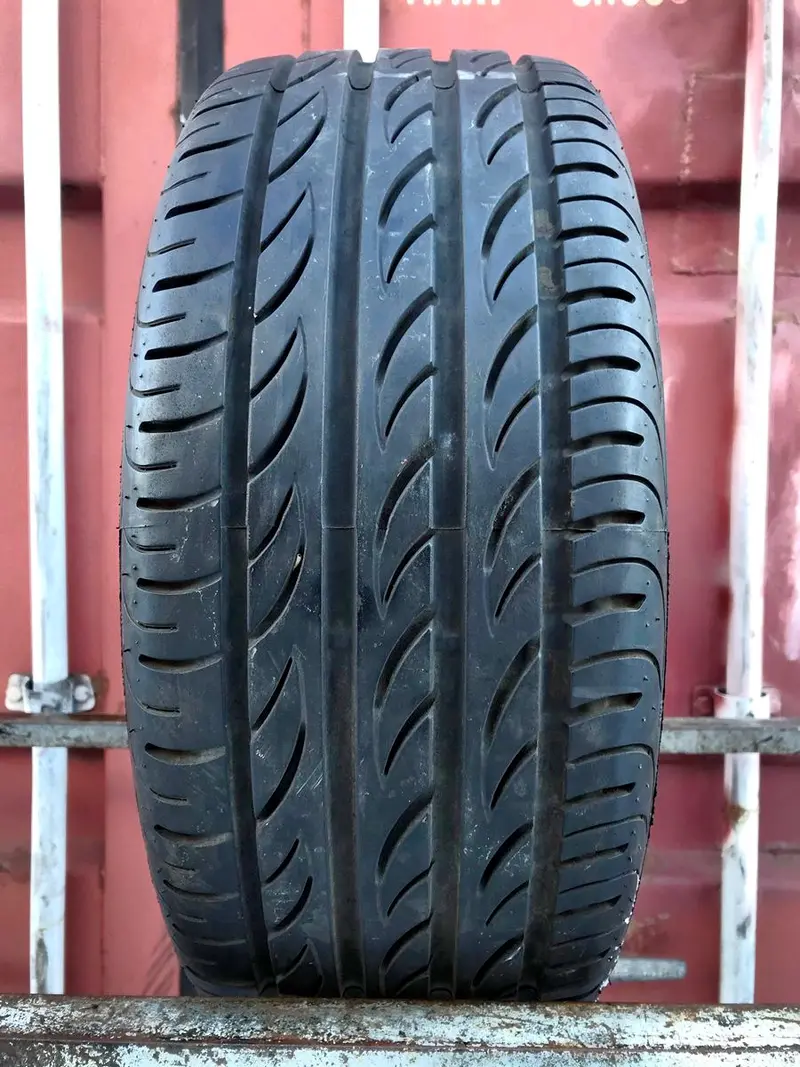 Б/у шина 205/50 R16 Pirelli P Zero Nero