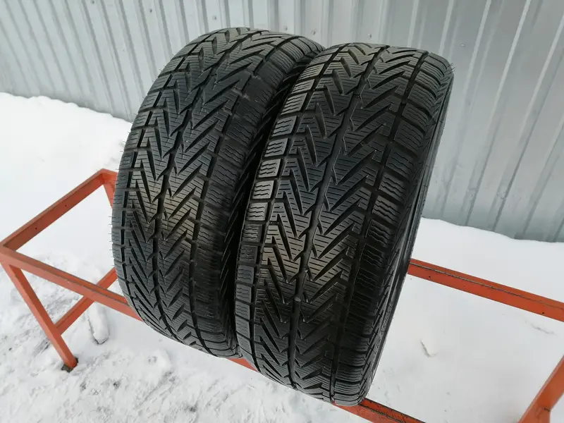 Пара б/у шин 205/50 R16 Vredestein Wintrac Xtreme