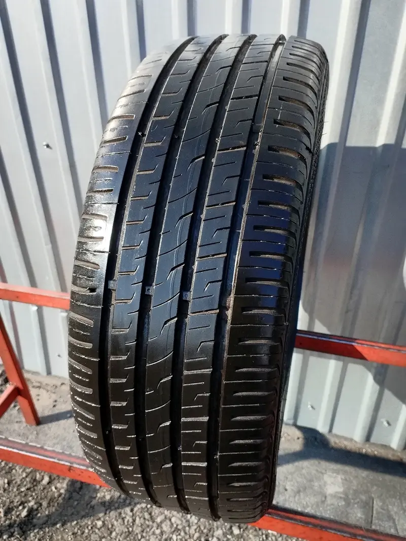 Б/у шина 205/50 R17 Barum Bravuris 3HM