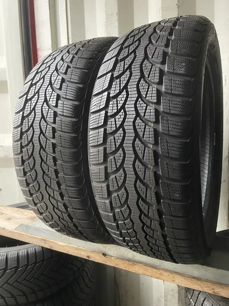 Пара б/у шин 205/50 R17 Bridgestone Blizzak LM32