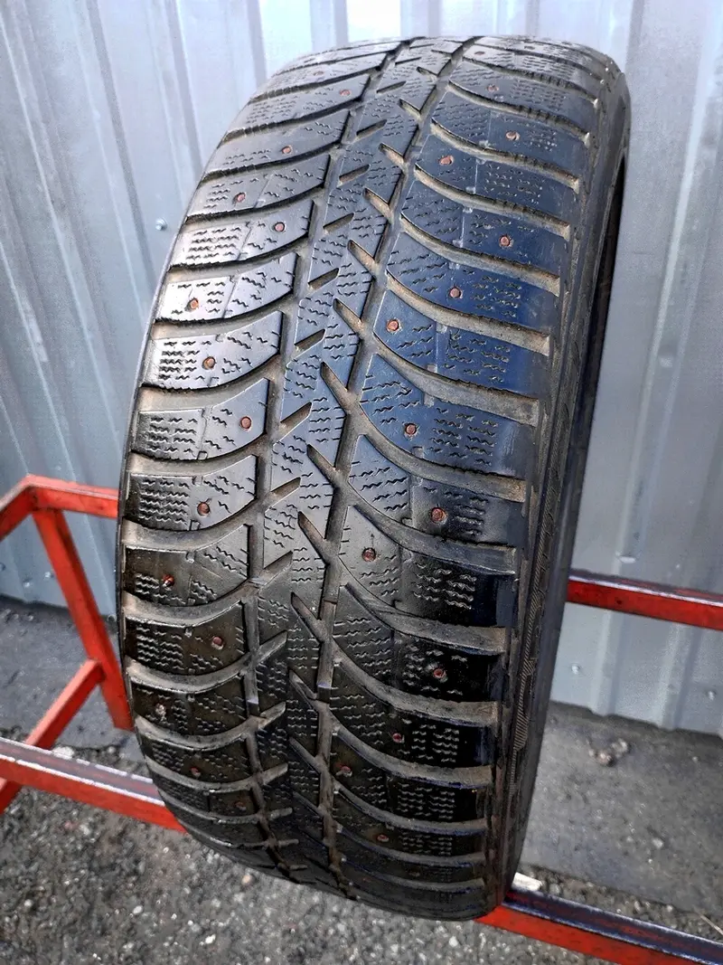 Б/у шина 205/50 R17 Bridgestone Ice Cruiser 5000