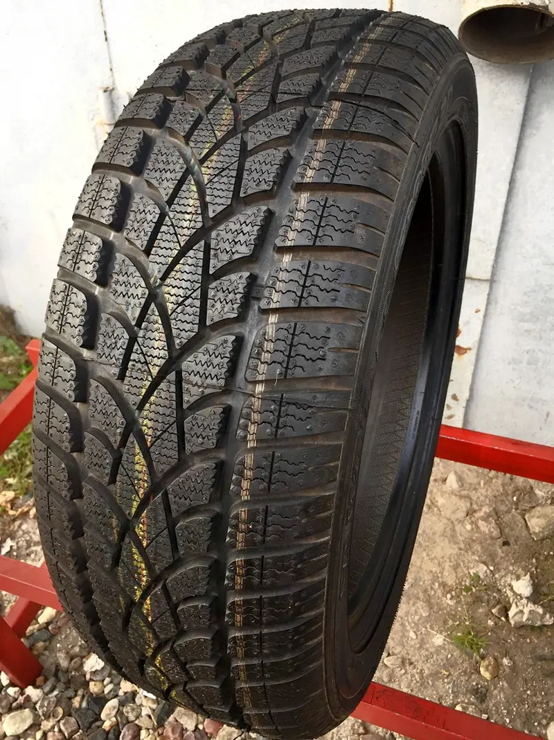 Новая шина 205/50 R17 Dunlop SP Winter Sport 3D