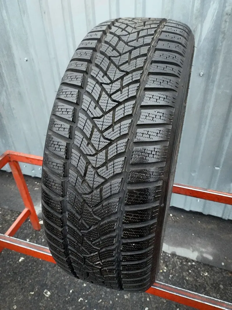 Б/у шина 205/50 R17 Dunlop Winter Sport 5