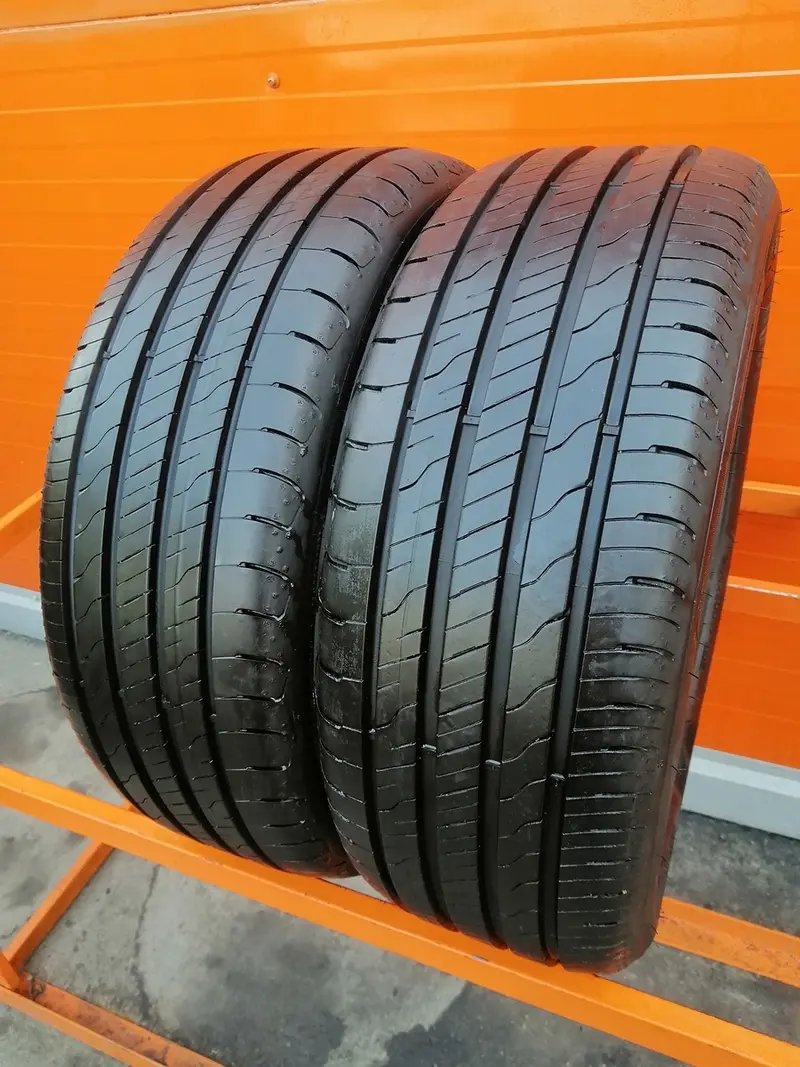 Пара б/у шин 205/50 R17 Goodyear EfficientGrip Performance 2