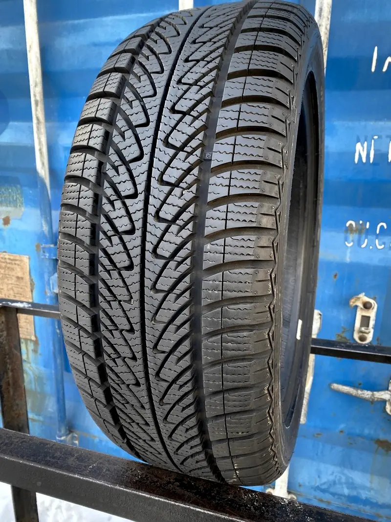 Б/у шина 205/50 R17 Goodyear Ultra Grip 8 Performance, фото 1