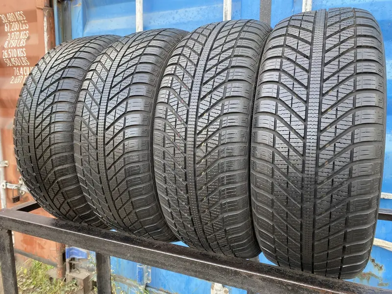 Комплект б/у шин 205/50 R17 Goodyear Vector 4Seasons
