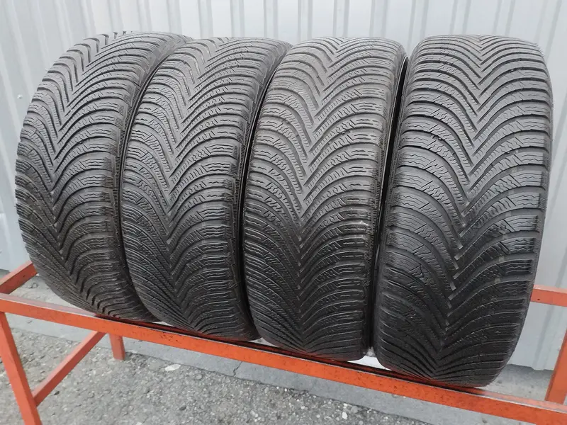 Комплект б/у шин 205/50 R17 Michelin Alpin 5