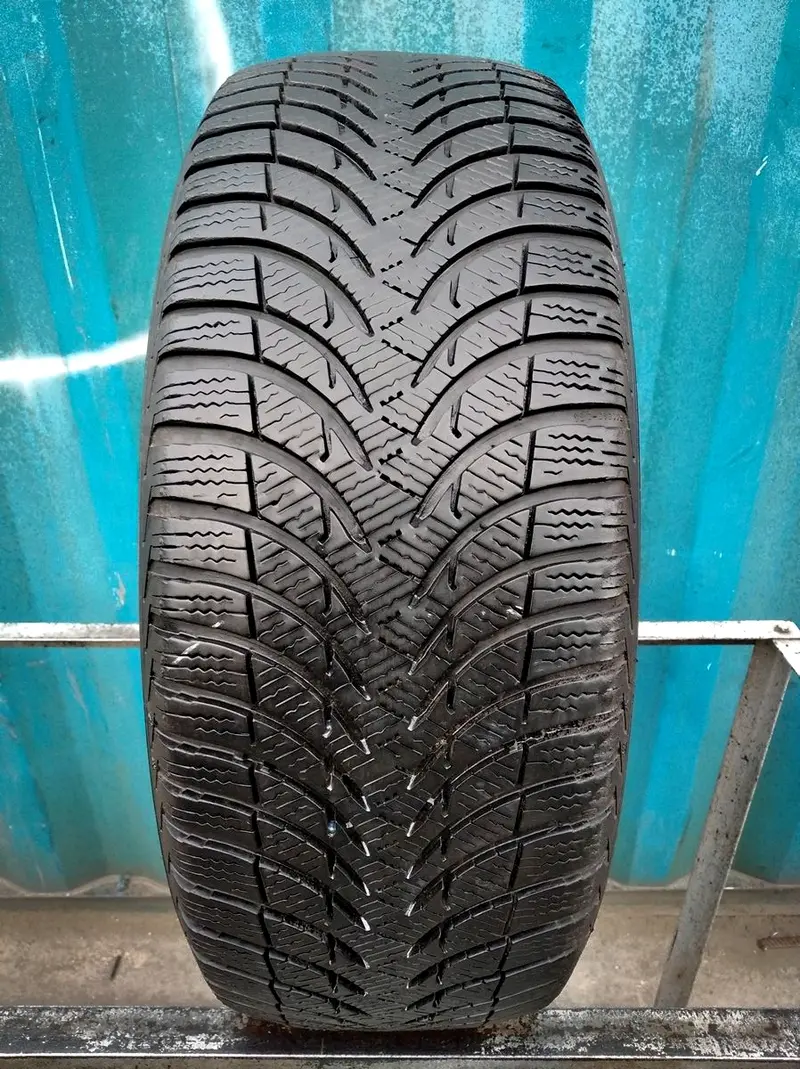 Б/у шина 205/50 R17 Michelin Alpin A4