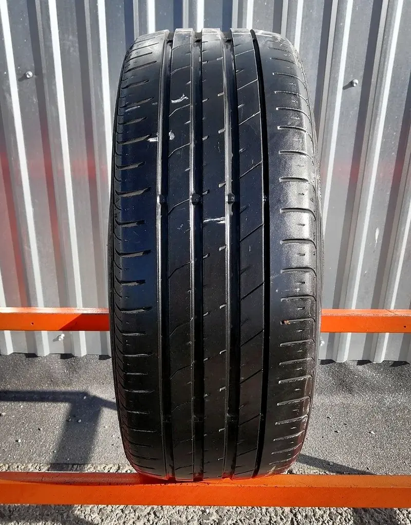 Б/у шина 205/50 R17 Nexen Nfera SU1