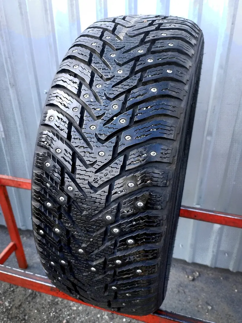 Б/у шина 205/50 R17 Nokian Hakkapeliitta 8