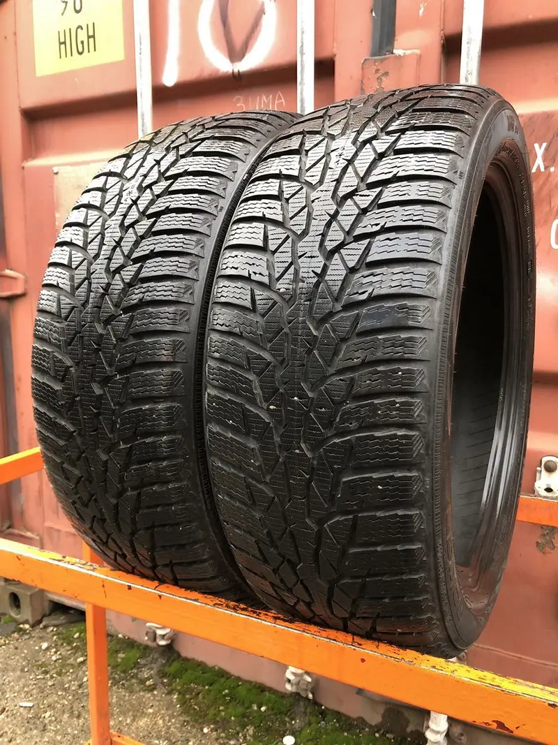 Пара б/у шин 205/50 R17 Nokian WR D4