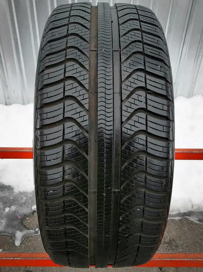 Б/у шина 205/50 R17 Pirelli Cinturato all season, фото 1
