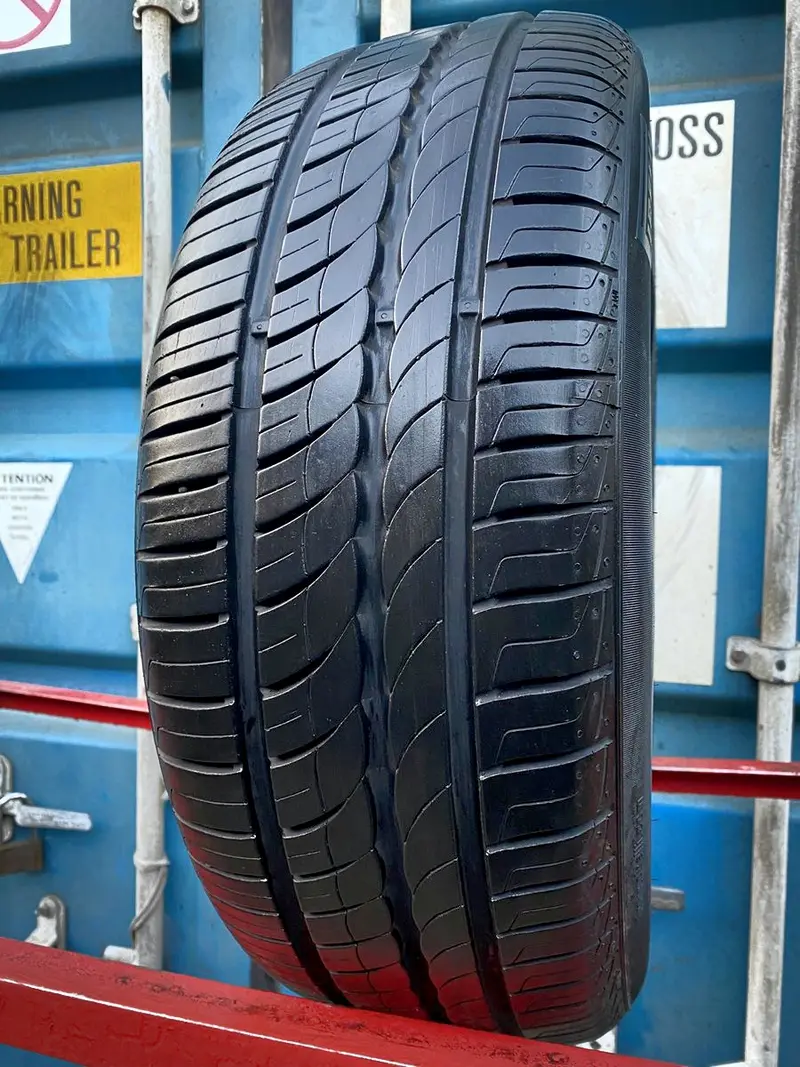 Б/у шина 205/50 R17 Pirelli P 1 Cinturato, фото 1