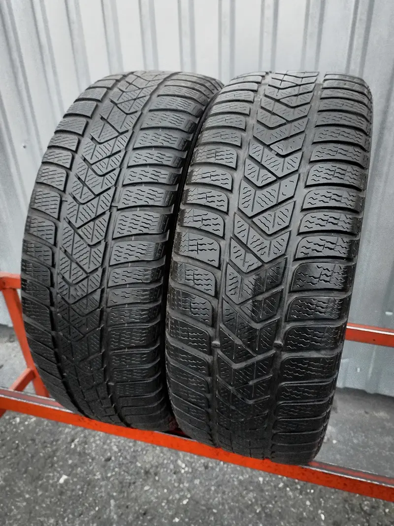 Пара б/у шин 205/50 R17 Pirelli Winter Sottozero 3