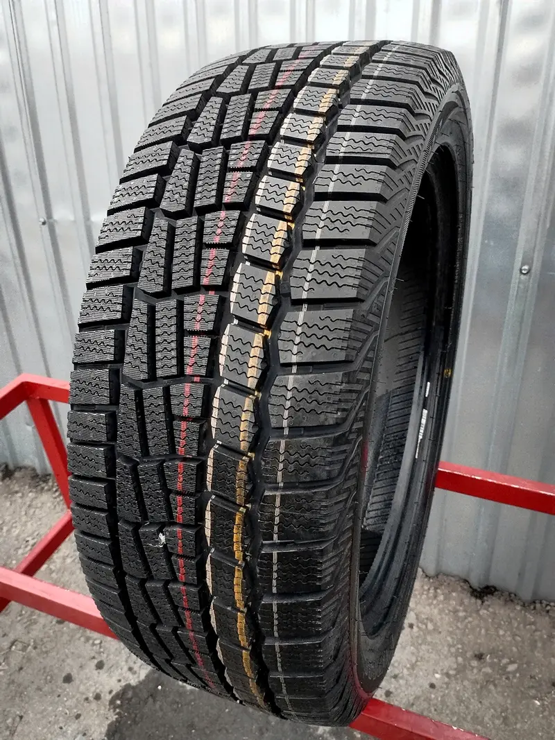 Новая шина 205/50 R17 Viatti Brina V-521