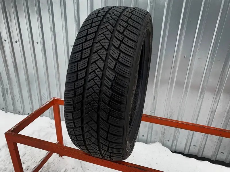 Б/у шина 205/50 R17 Vredestein Wintrac Pro