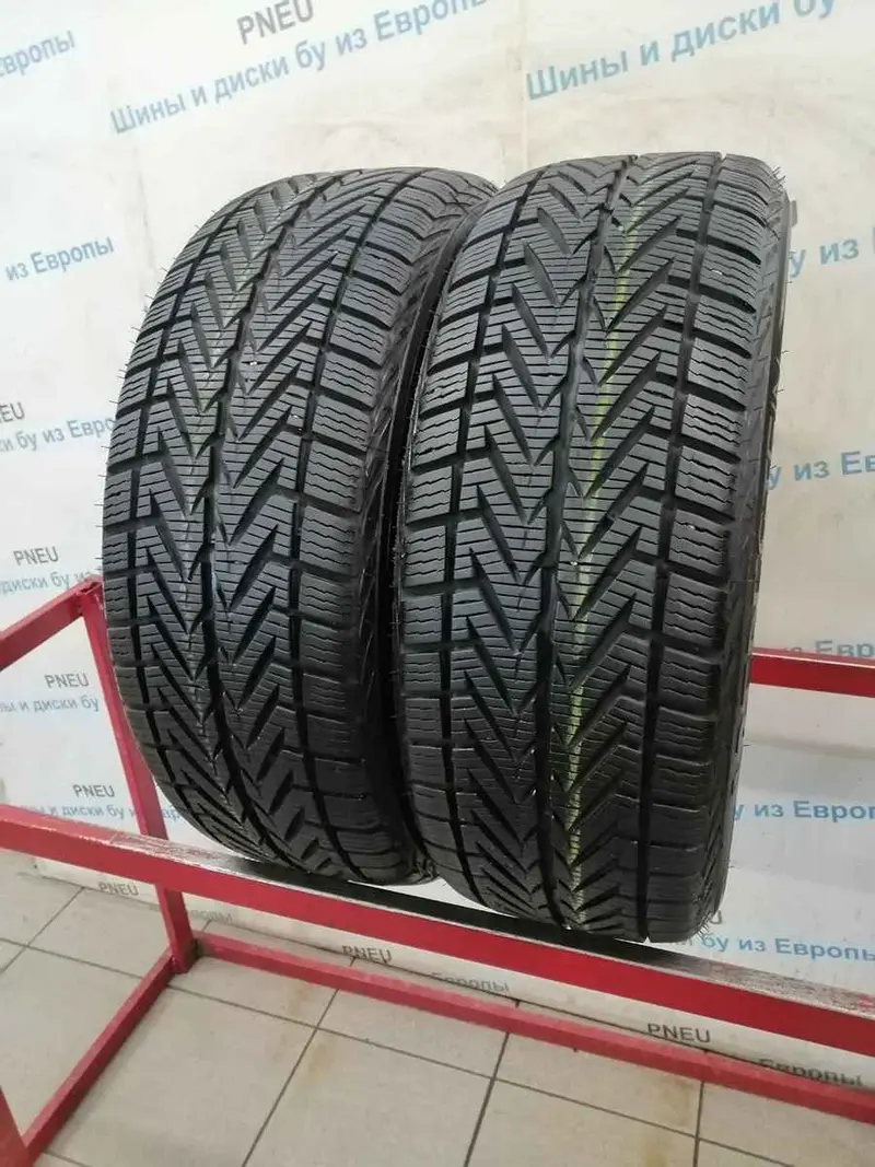 Пара б/у шин 205/50 R17 Vredestein Wintrac Xtreme