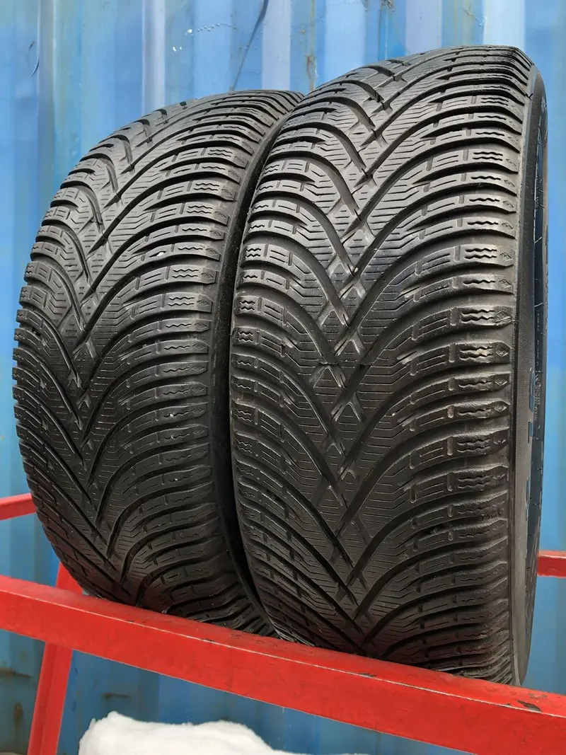 Пара б/у шин 205/55 R16 BFGoodrich G-Force Winter 2