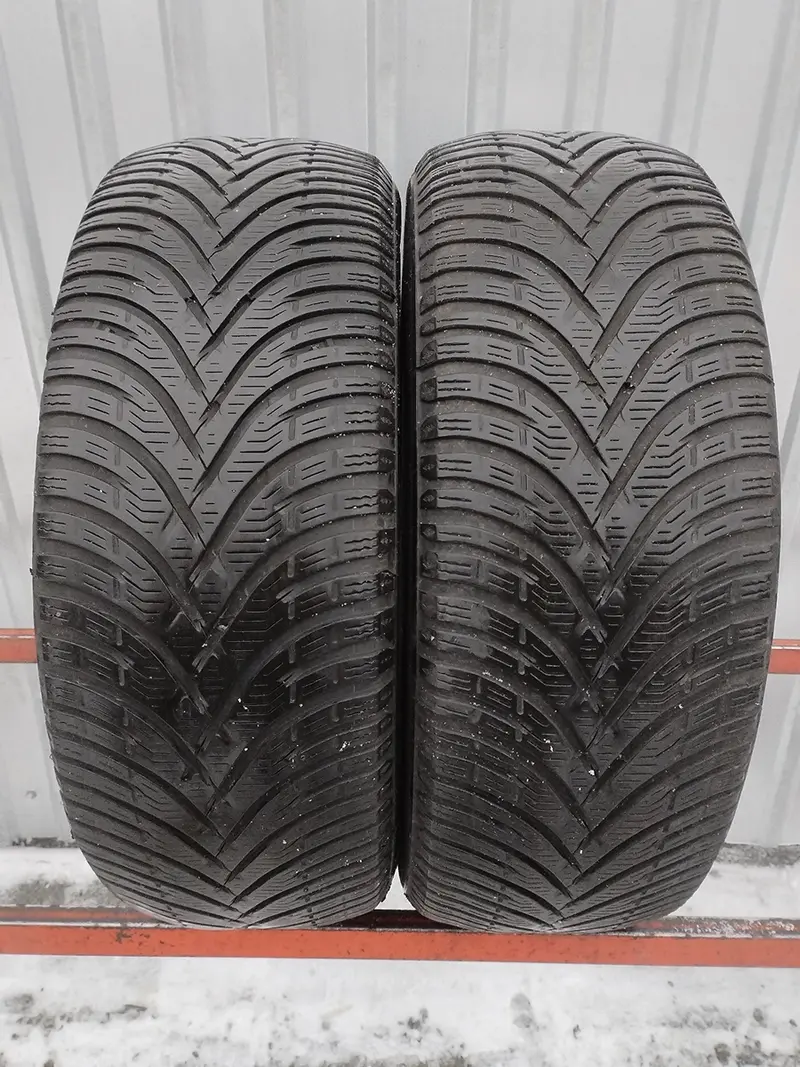 Пара б/у шин 205/55 R16 BFGoodrich G-Force Winter 2