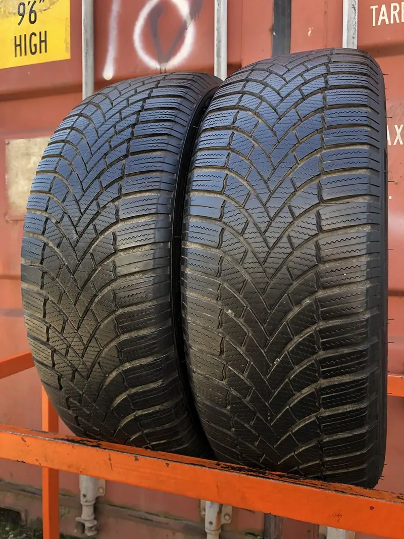 Пара б/у шин 205/55 R16 Bridgestone Blizzak LM-005