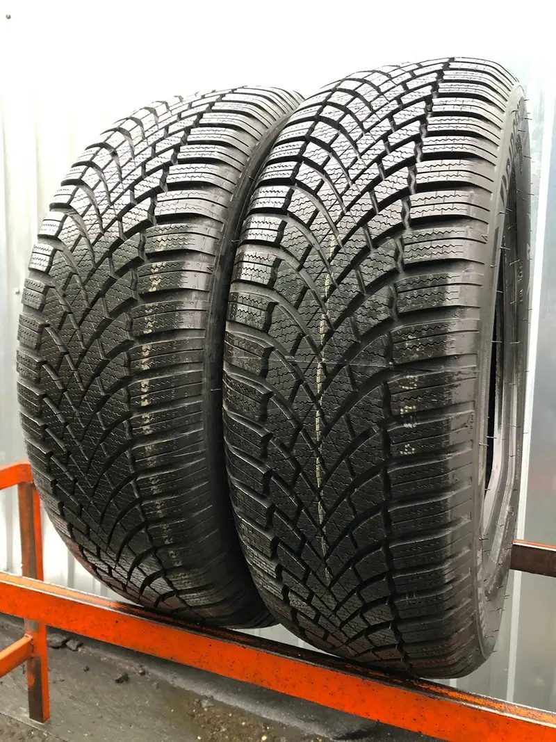 Пара б/у шин 205/55 R16 Bridgestone Blizzak LM-005, фото 1