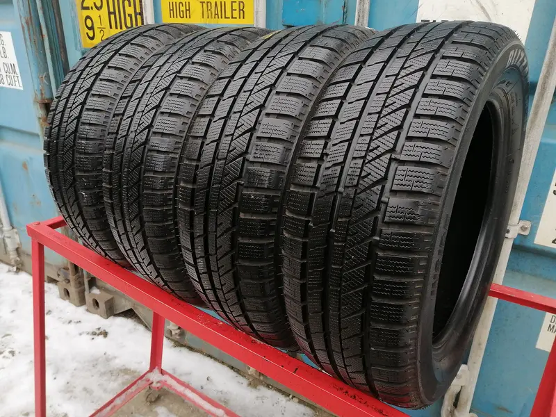 Комплект б/у шин 205/55 R16 Bridgestone Blizzak LM30