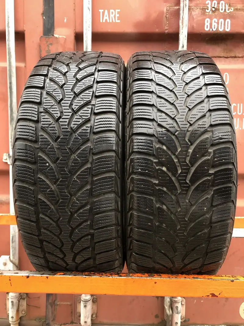 Пара б/у шин 205/55 R16 Bridgestone Blizzak LM32