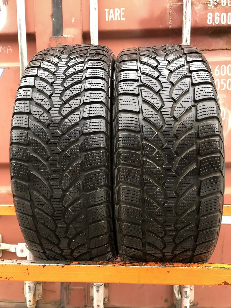 Пара б/у шин 205/55 R16 Bridgestone Blizzak LM32