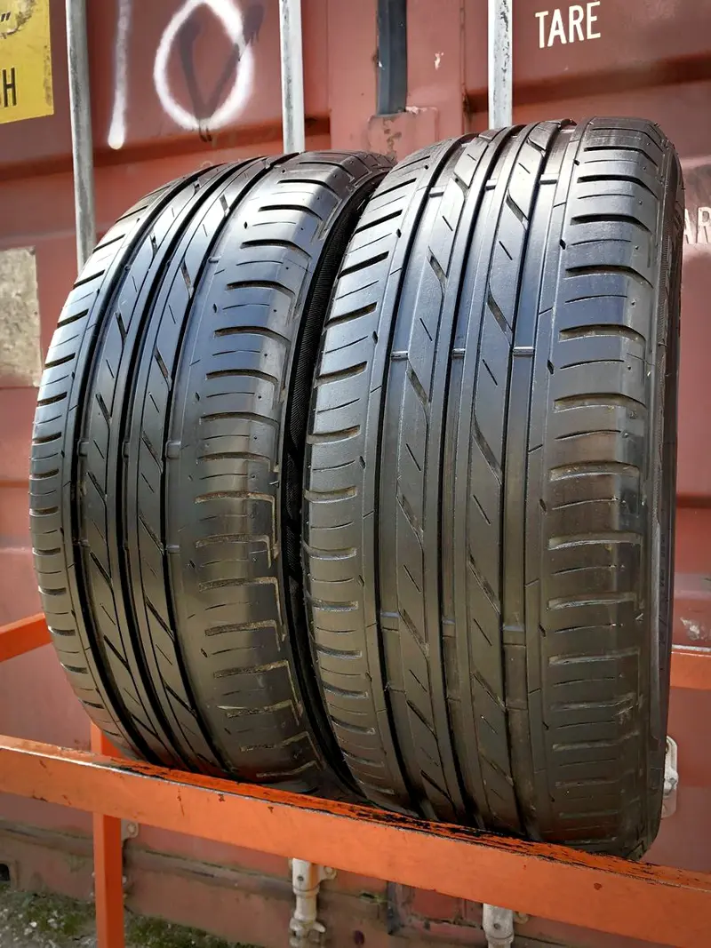 Пара б/у шин 205/55 R16 Bridgestone Ecopia EP150 EP15Z