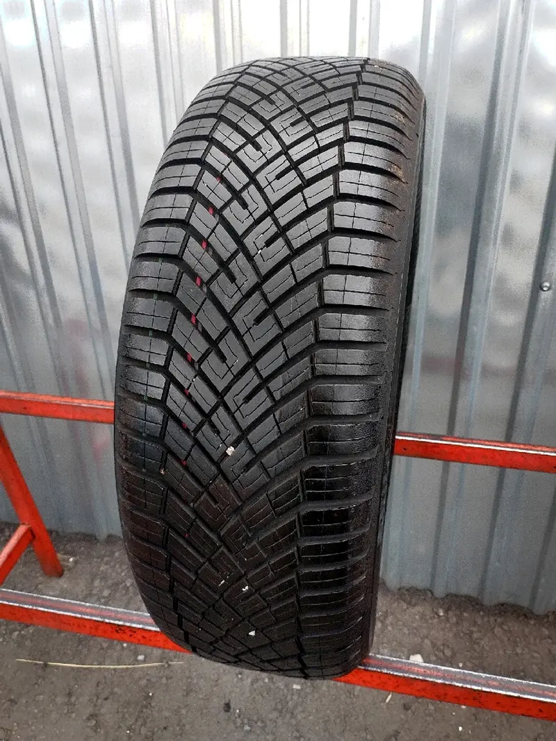 Б/у шина 205/55 R16 Continental AllSeasonContact 2